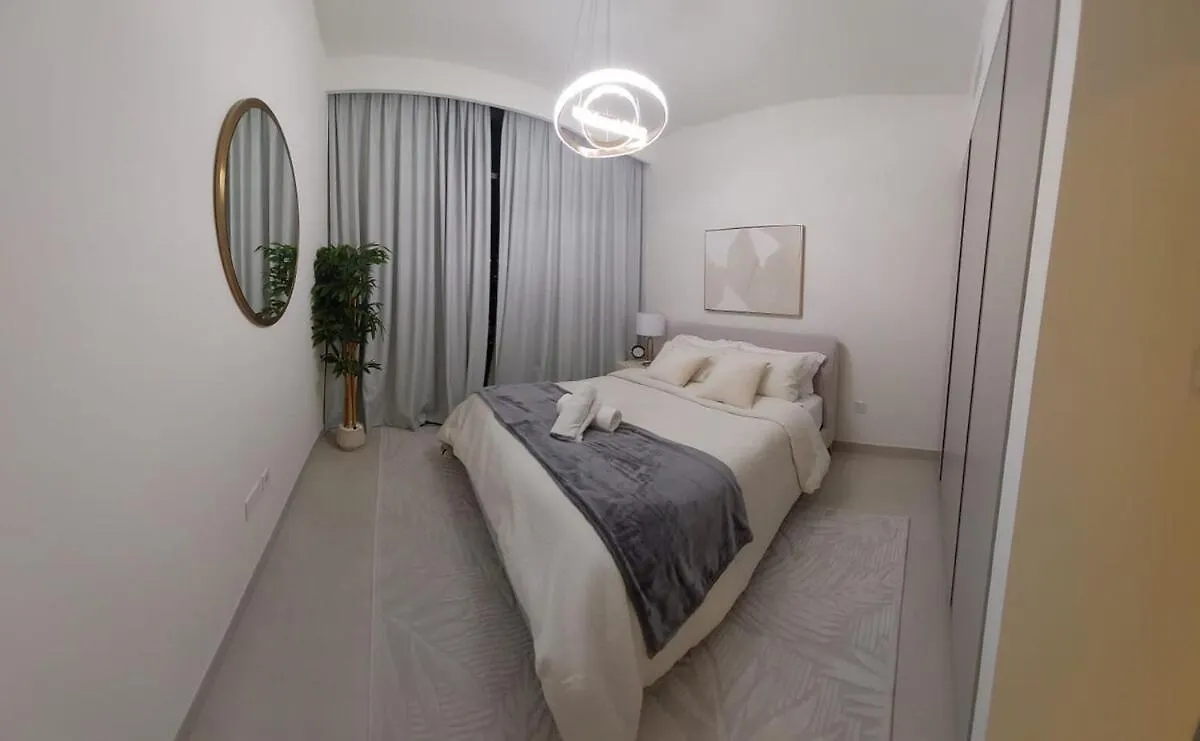 Elegant 2 Bedrooms Apartment At Creek Harbour For Rent Dubai 0*,