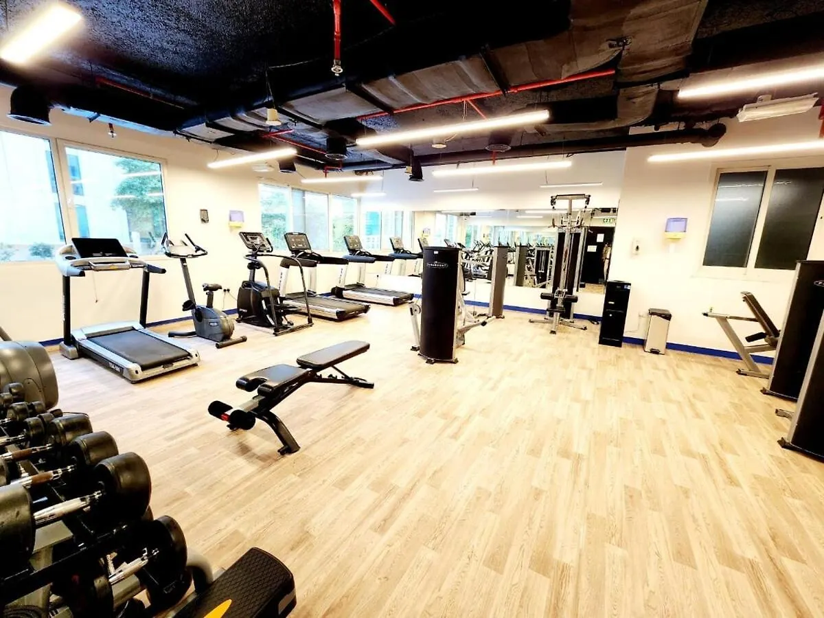Elegant 2 Bedrooms Apartment At Creek Harbour For Rent Dubai