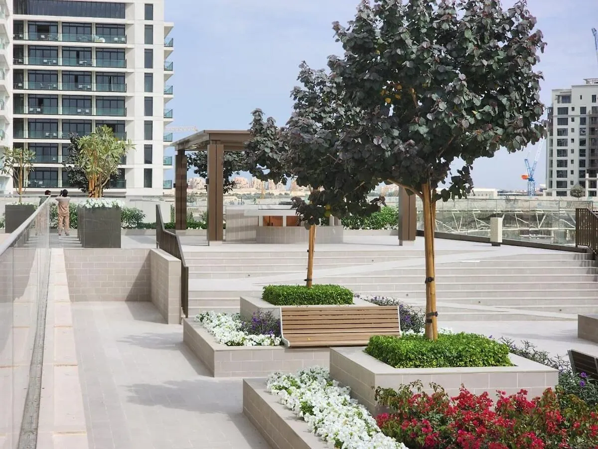 Elegant 2 Bedrooms Apartment At Creek Harbour For Rent Dubai